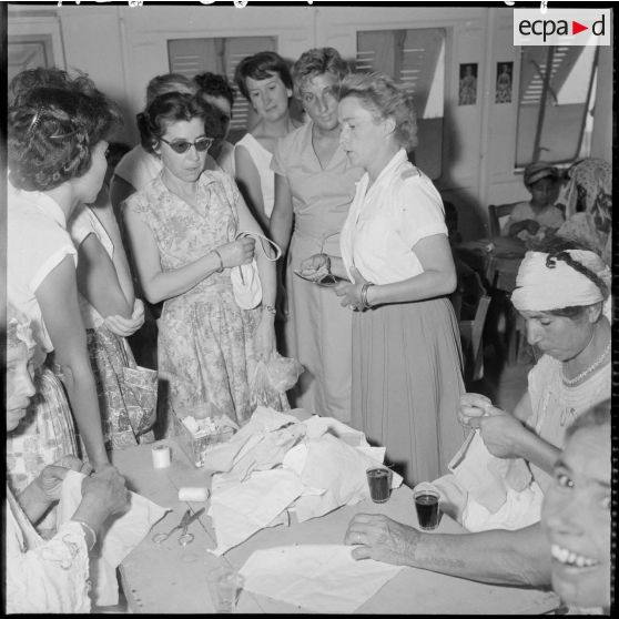 Aïn Bessour. Le cercle féminin.