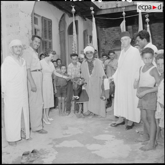 Birmandreis. Fête organisée à l'occasion du référendum du 28e septembre 1958.
