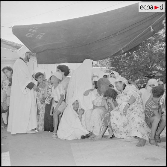 Birmandreis. Fête organisée à l'occasion du référendum du 28e septembre 1958.