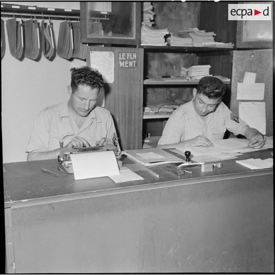 Alger. Bureau de la gendarmerie.