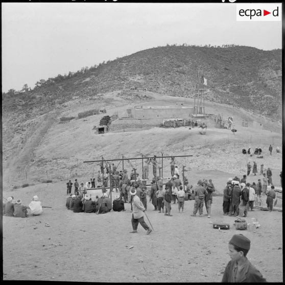 Tizi El Had. Construction d'une école.