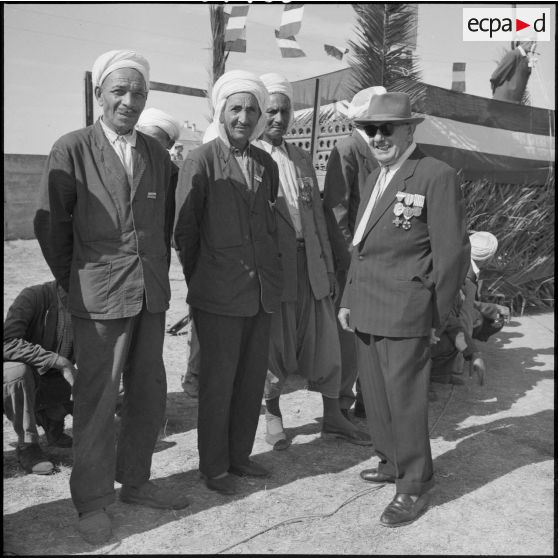 Anciens combattants des deux communautés à Morris.