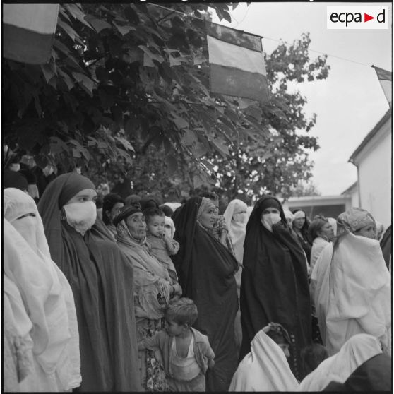 Réunion des femmes à Heliopolis.