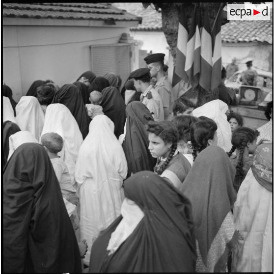 Réunion des femmes à Heliopolis.
