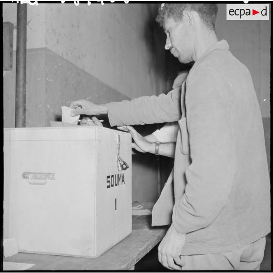 Mitidja. Première journée du référendum.