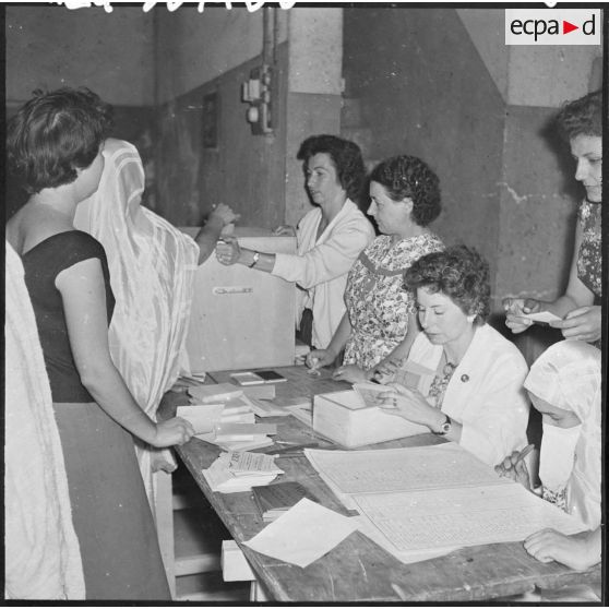 Mitidja. Première journée du référendum.