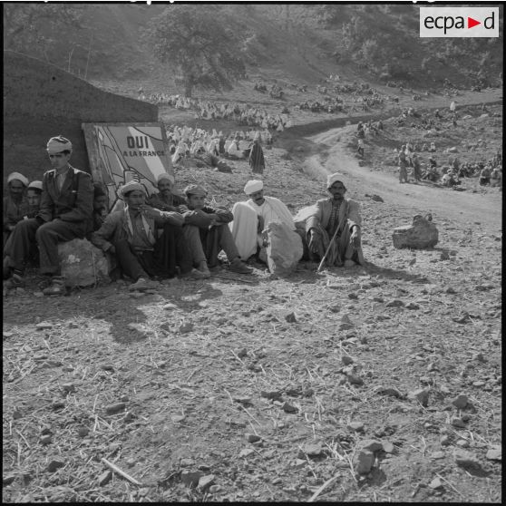 Sidi-Simiane. Le bureau de vote.