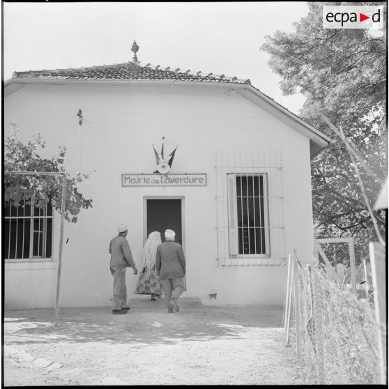 Elections à Laverdure.