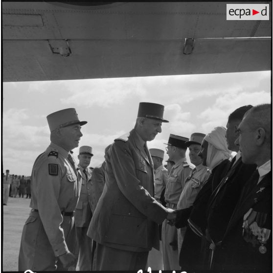 Arrivée du général de Gaulle à Tiaret.