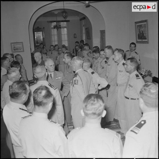 Visite du général Zeller à l'Etat-Major de Tizi Ouzou.