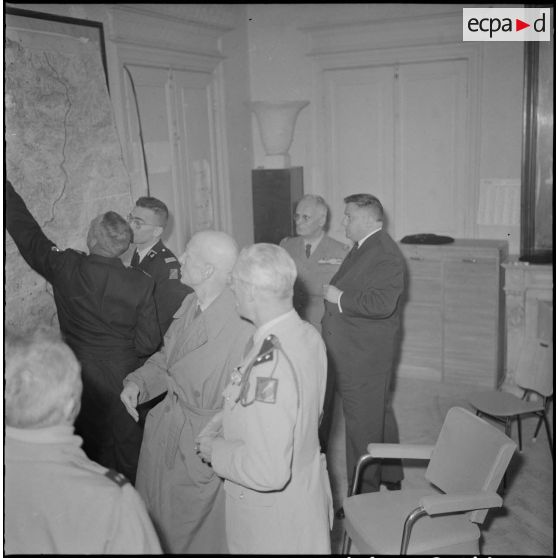 Briefing à Fort National.