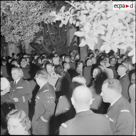 El Biar. Réception dans les salons de la 5e région aérienne (RA).