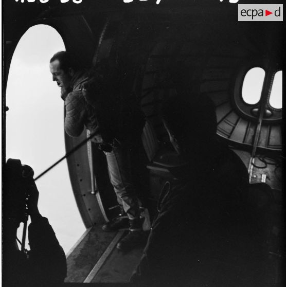 Entraînement de parachutistes.