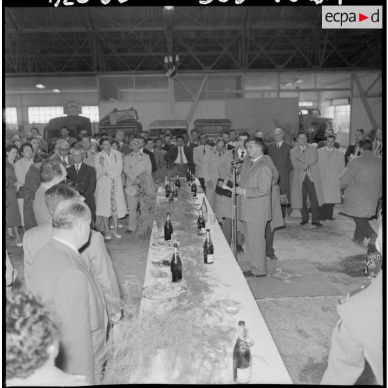 Touggourt. Inauguration de la Compagnie Saharienne Automobile (CSA).