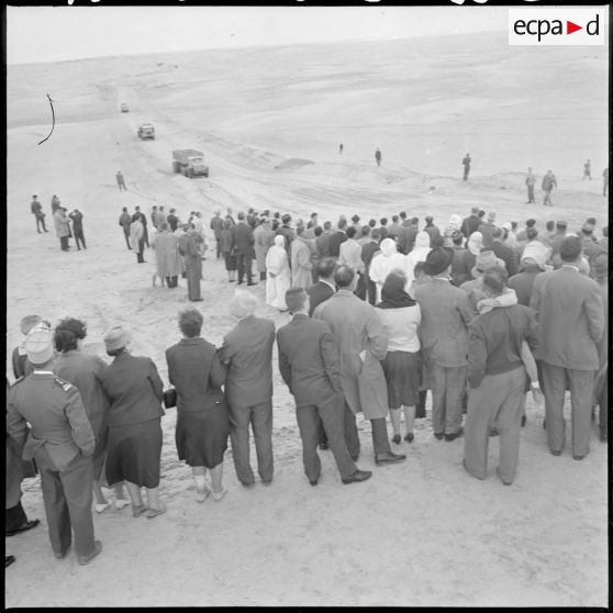 Touggourt. Inauguration de la Compagnie Saharienne Automobile (CSA).