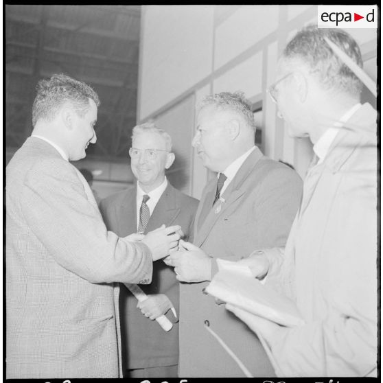 Touggourt. Inauguration de la Compagnie Saharienne Automobile (CSA).