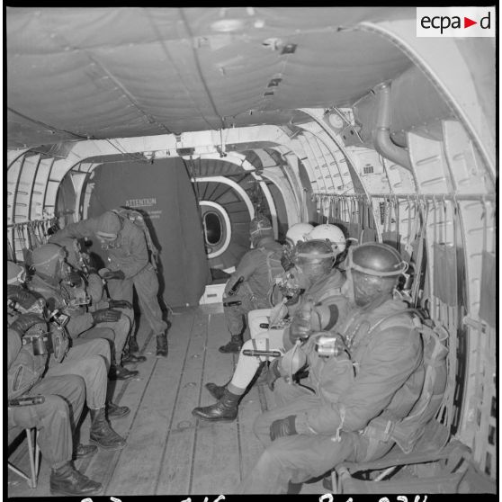 Montebello. Préparation pour le record du monde de saut de nuit sans inhalateur.