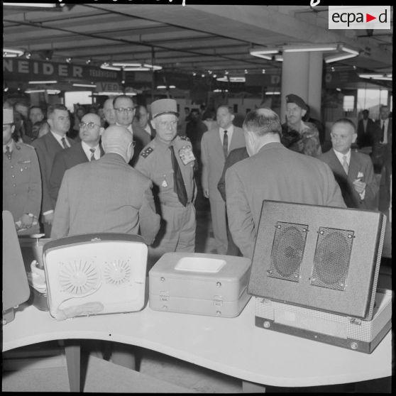 Alger. Inauguration du XVIIIe salon des Arts Ménagers à la nouvelle gare maritime.