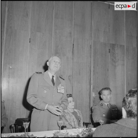 Discours du général Salan.