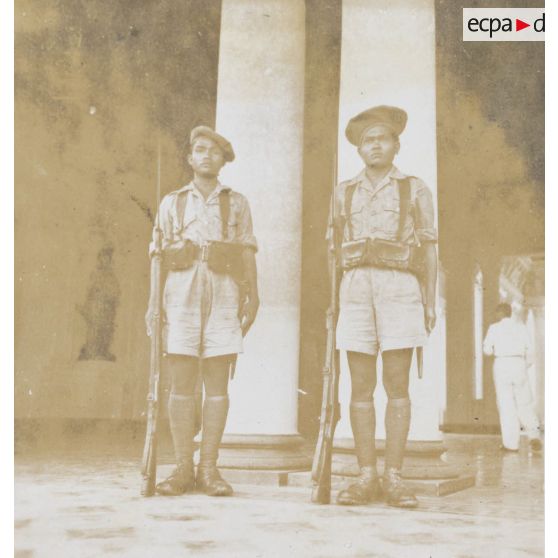 La garde. [description provisoire]