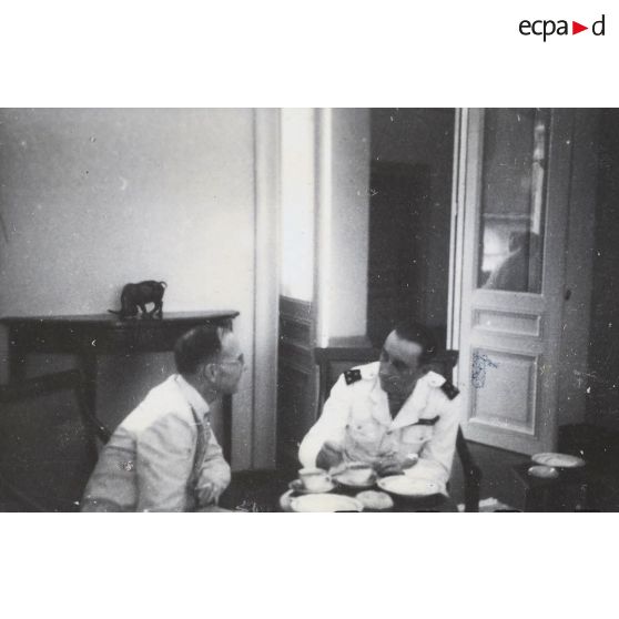 Arrivée de M. Moffat - Département d'Etat à Washington. [description provisoire]