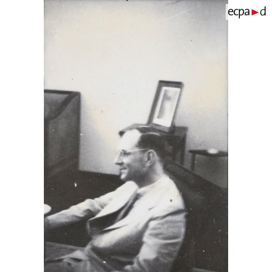 Arrivée de M. Moffat - Département d'Etat à Washington. [description provisoire]