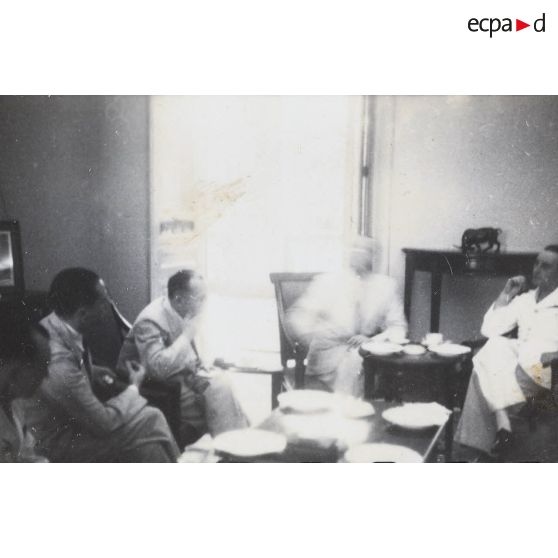 Arrivée de M. Moffat - Département d'Etat à Washington. [description provisoire]