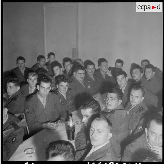 Réception au 9e régiment de zouaves (RZ).