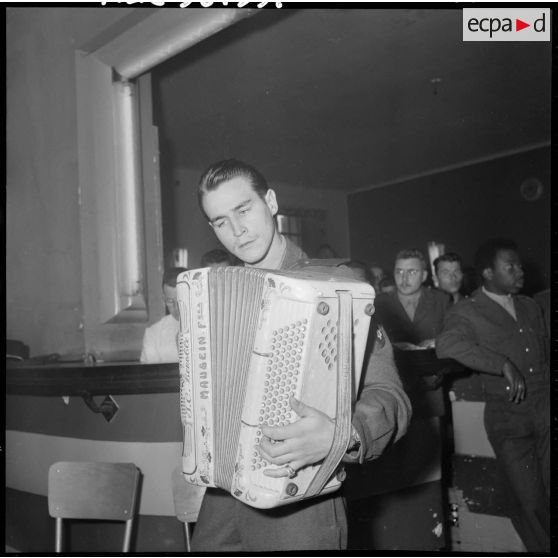 Concert au 9e régiment de zouaves (RZ).