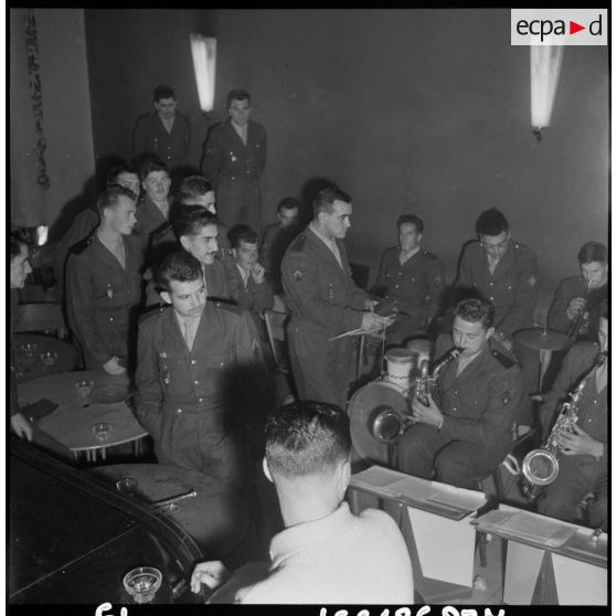 Concert au 9e régiment de zouaves (RZ).