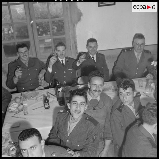 Réception au 9e régiment de zouaves (RZ).