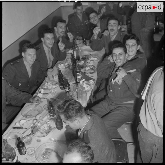 Réception au 9e régiment de zouaves (RZ).