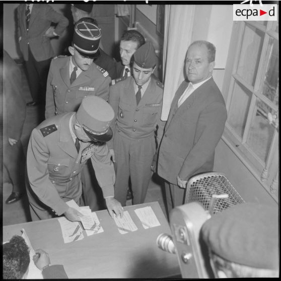 Alger. Elections législatives.