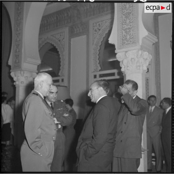 Alger. Réception au palais d'été.