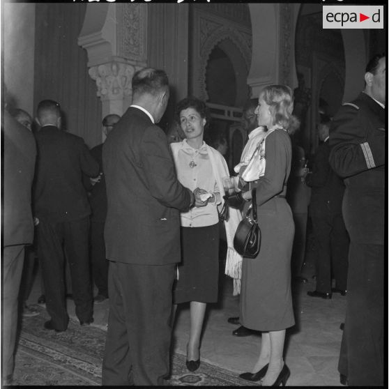 Alger, palais d'été. Réception pour les nouveaux députés.