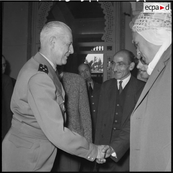 Réception au palais d'été d'Alger.