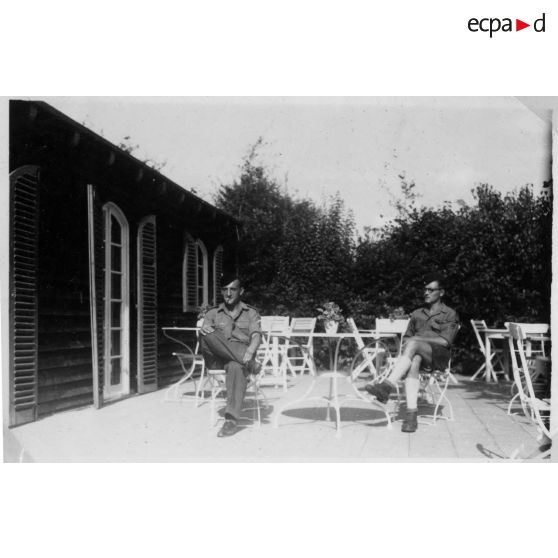 Biberach, Groubatch et Meyer- on lézarde... [légende d'origine]