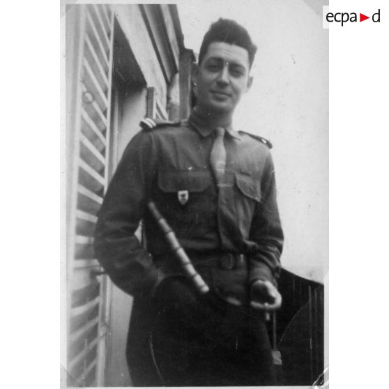 1945 - Lt Michel DENOLLE à LAMPHEIM. [légende d'origine]