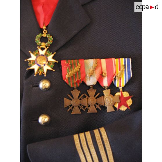 Colonel Charles de Montgrand - Décorations. [légende d'origine]