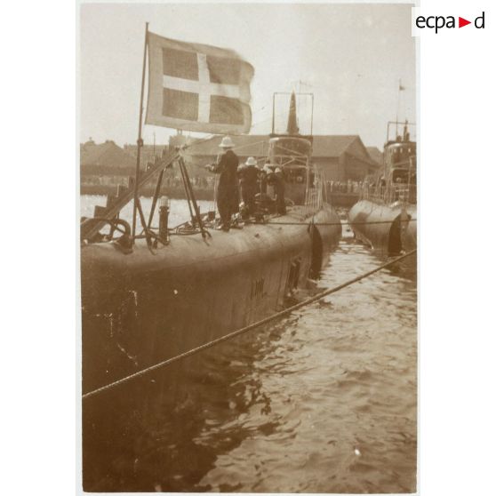 Sous-marins italiens. [légende d'origine]