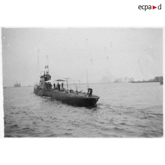 Sous-marins italiens. [légende d'origine]