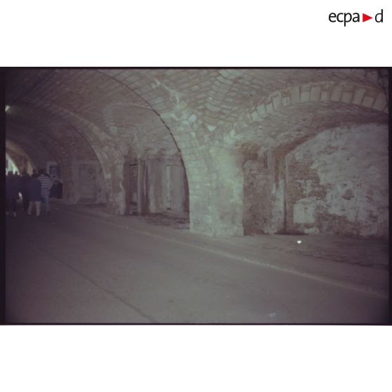 Tunnel de la capitale. [légende d'origine]