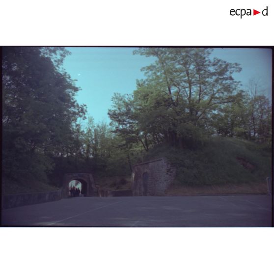 Traverse et son passage couvert. [légende d'origine]