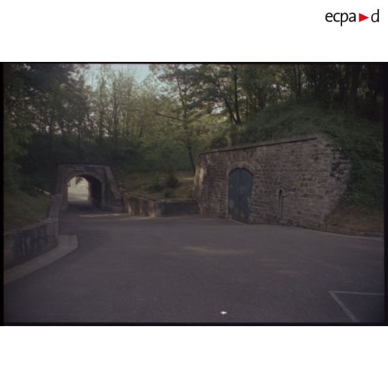 Traverse et passage couvert. [légende d'origine]