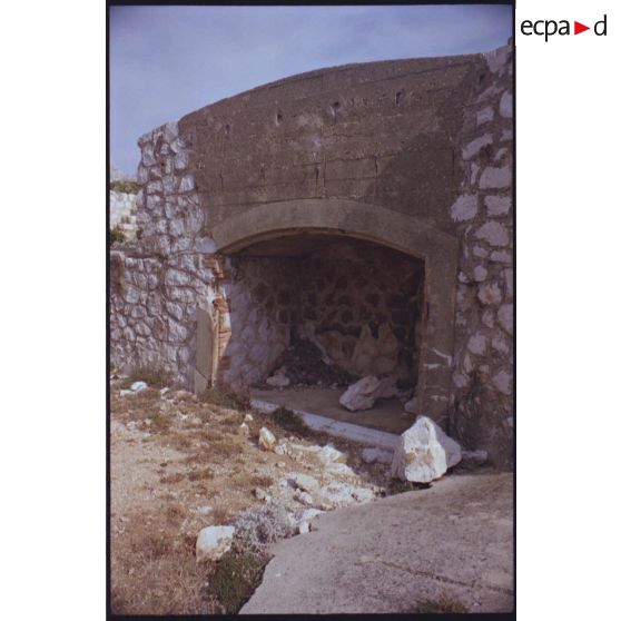 Batterie de Croisette. Niche pour coups de sûreté. [légende d'origine]