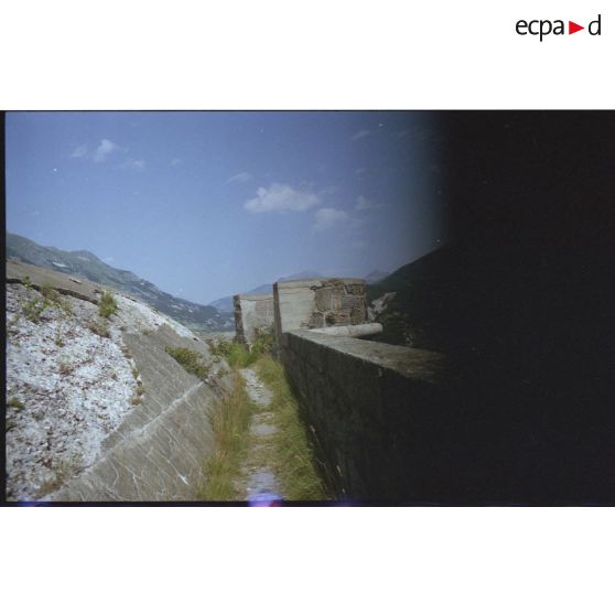 Fort du Replaton. Chemin de ronde côté sud. [légende d'origine]