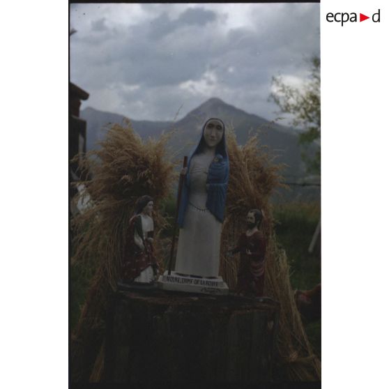 Statues de M. Bonnard. [légende d'origine]