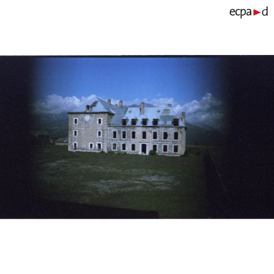 Casernement des officiers. [légende d'origine]