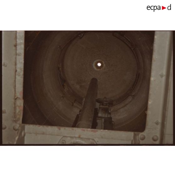 Calotte de cloche observatoire et passage du périscope. [légende d'origine]