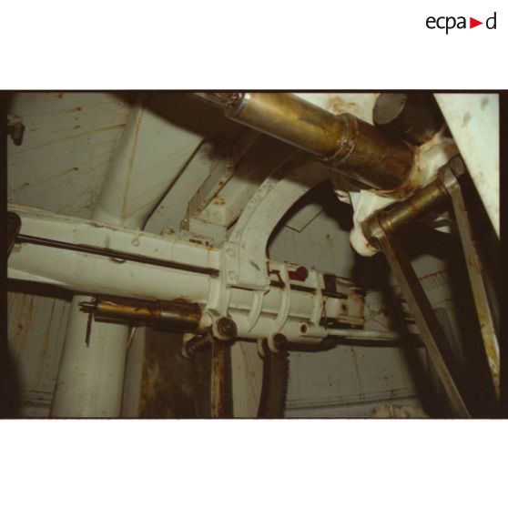 Monte Grosso. Affût des 2 canons de 75 mle 33. [légende d'origine]